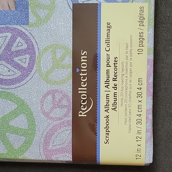 Scrapbook album 12x12 - Picture 2 of 3